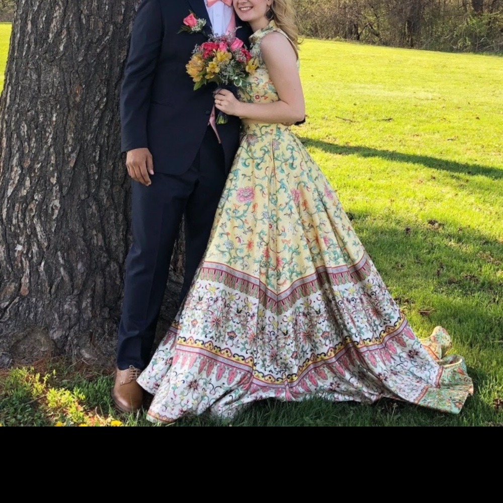 Sherri hill prom dress